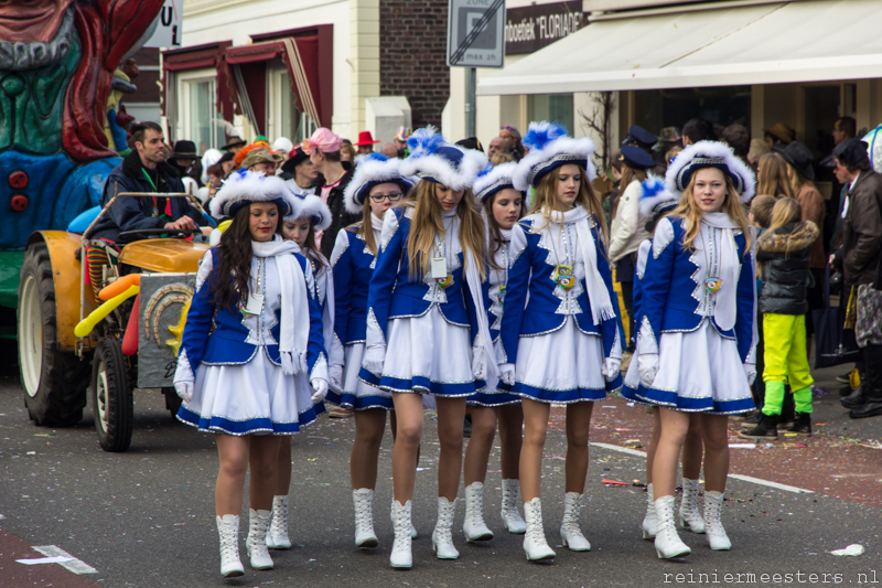 Carnavalsoptocht Horst 2014-111
