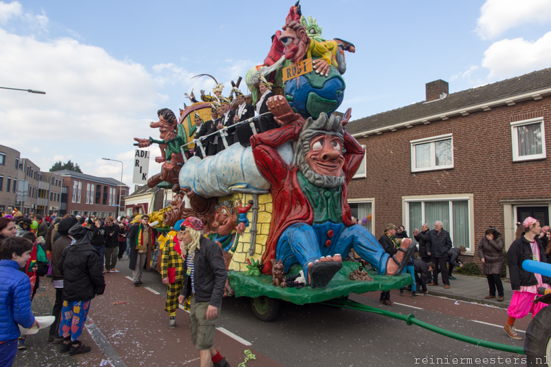 Carnavalsoptocht Horst 2014-116